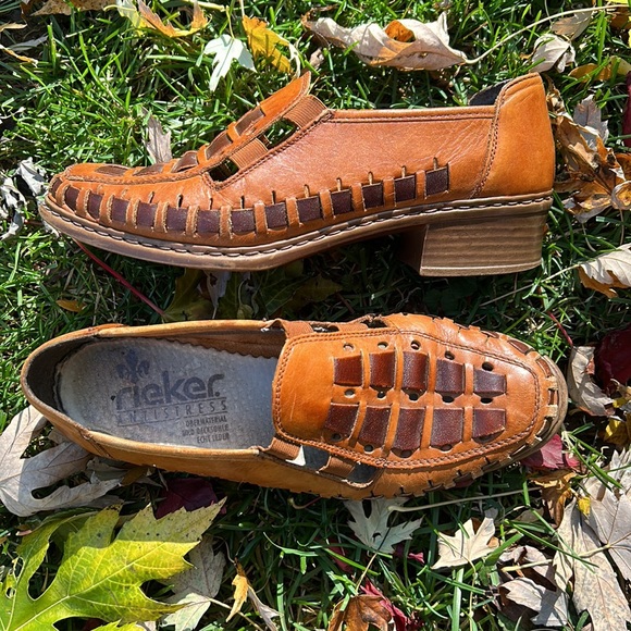 Vintage Rieker Slip On Shoes - Picture 4 of 16